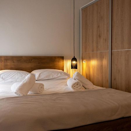 Niso Thessaloniki Hospitality Apartments Exteriör bild