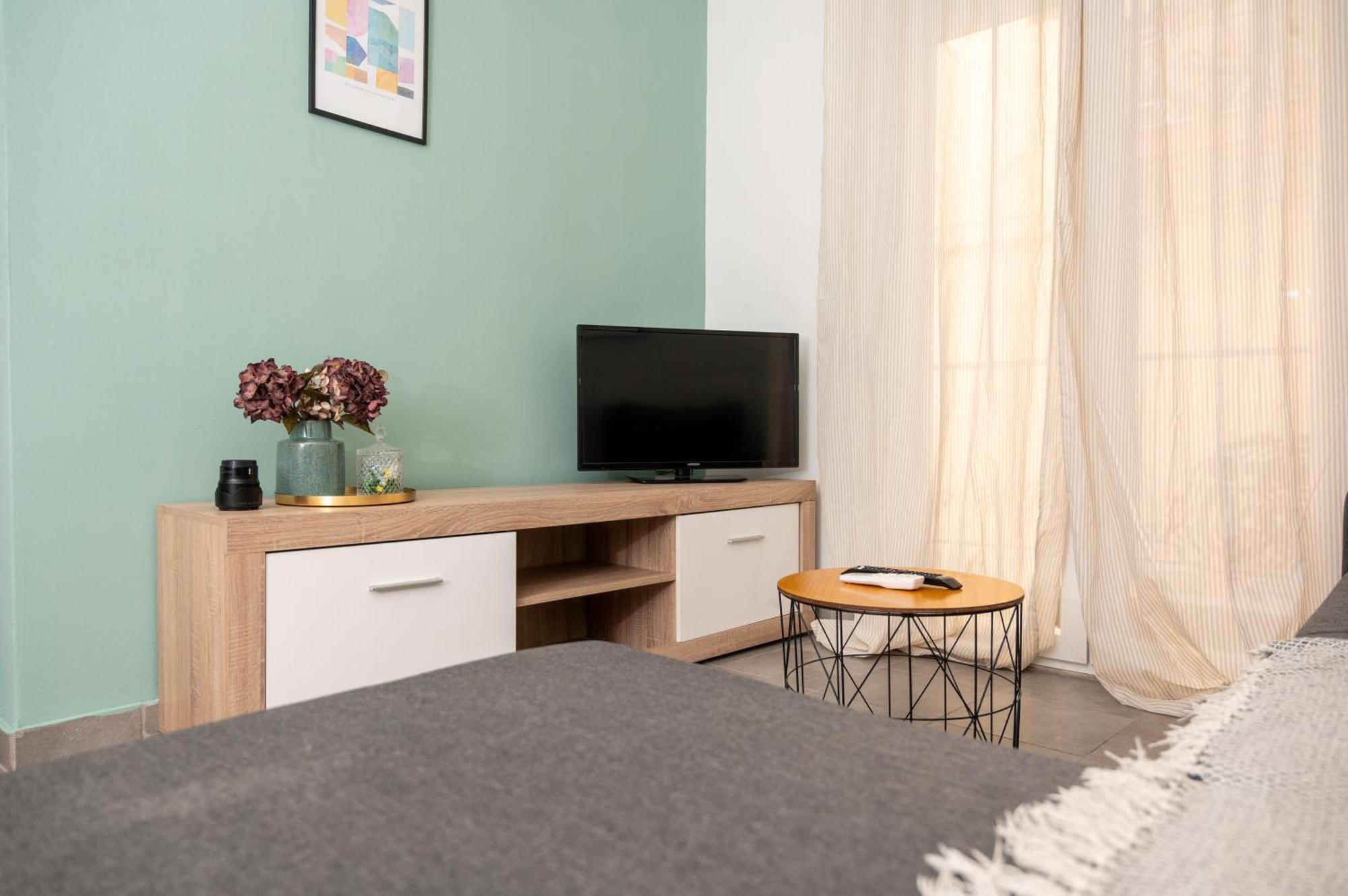 Niso Thessaloniki Hospitality Apartments Exteriör bild
